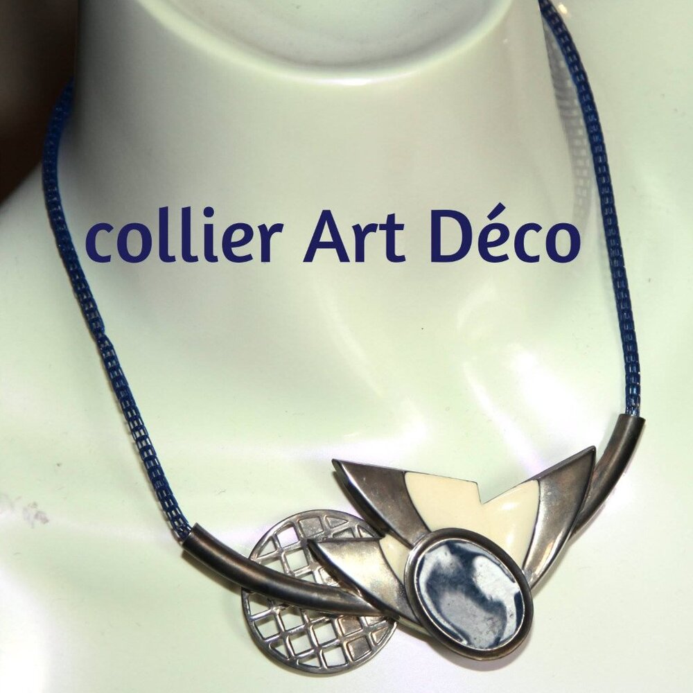 vintage art deco necklace navy cream silver and enamel